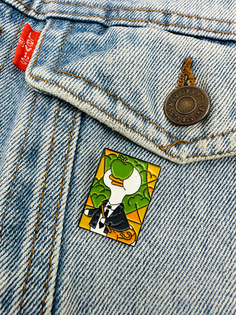 Pin - Magritte Duck