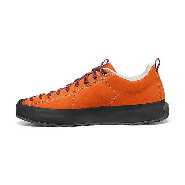 Scarpa Mojito Wrap a hegymászó cipők világa ihlette városi terep cipő Tonic színben.