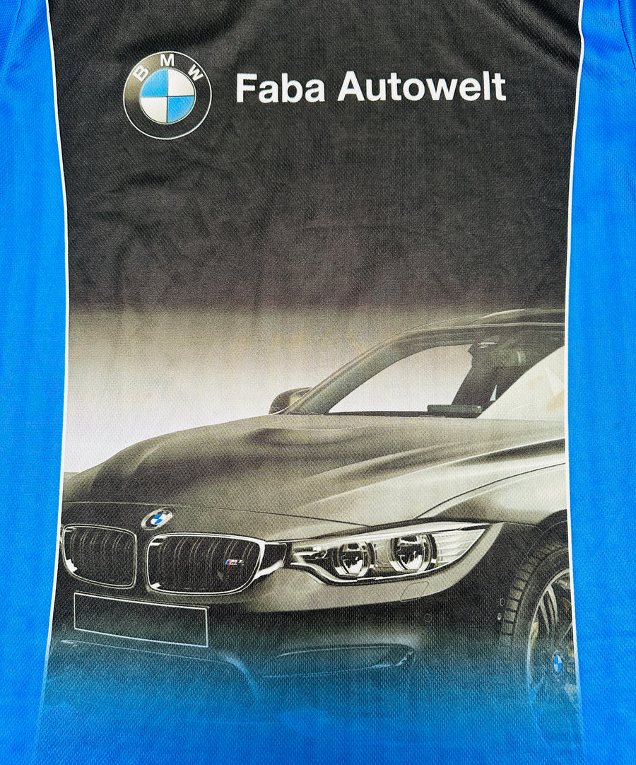 Vintage, BMW logóval ellátott mez. Kék színű, M-es méretű.