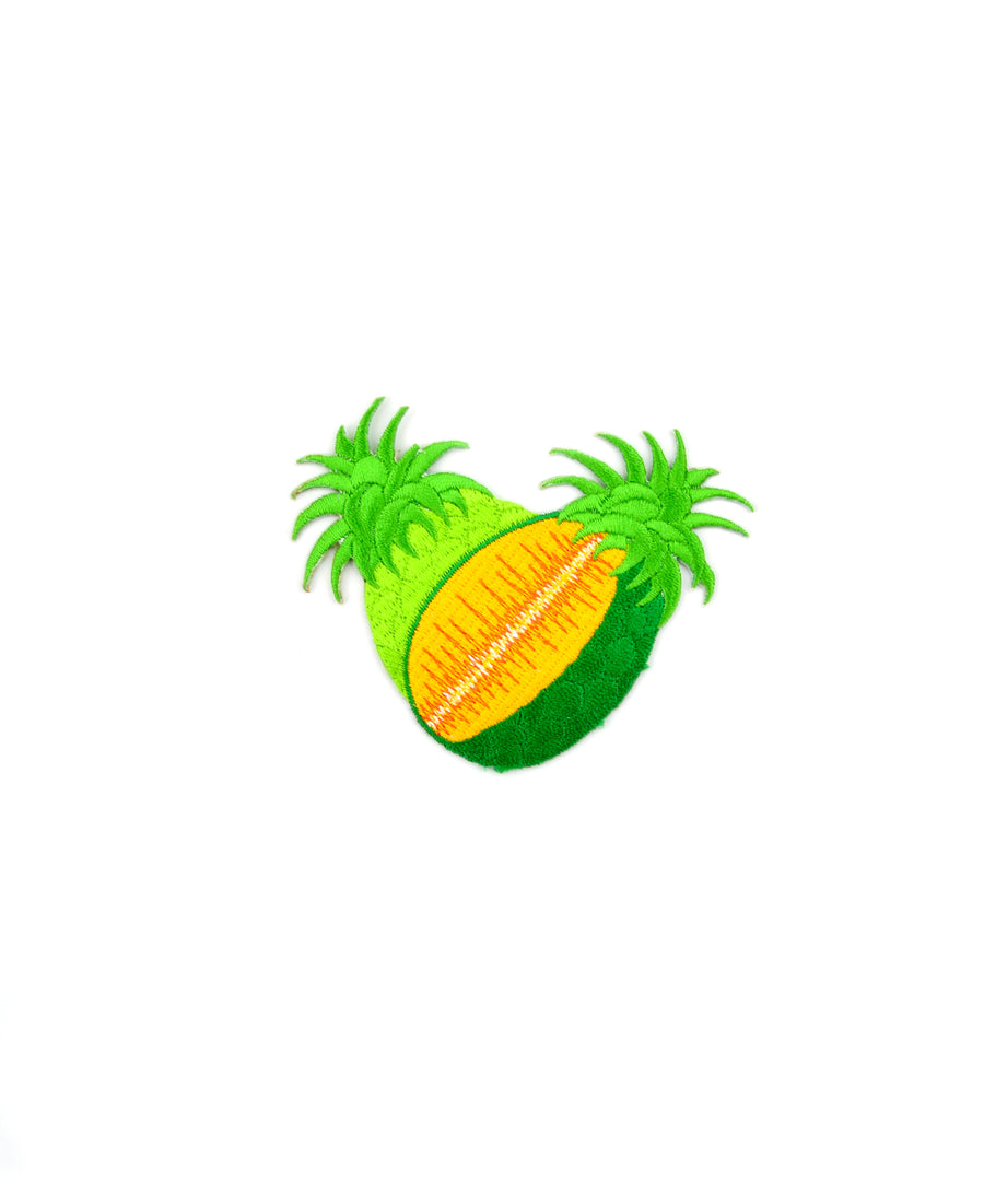 Ananász formájú hímzett felvarró