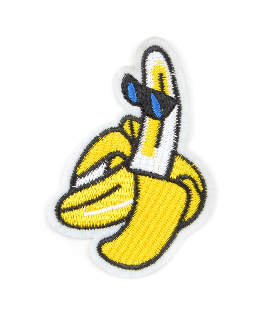 Banán alakú hímzett felvarró