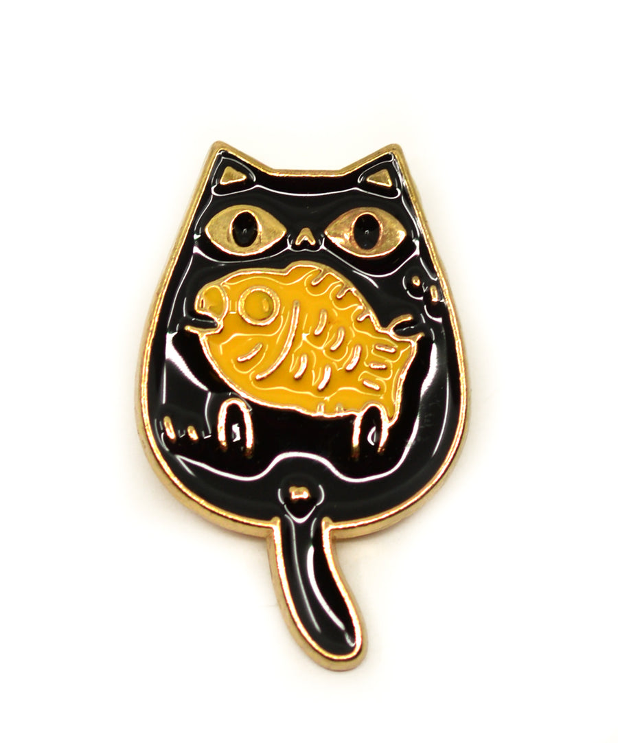 Pin - Cat with a fish